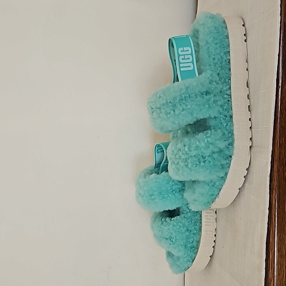 UGG Oh Fluffita Genuine Shearling Size 11 Slipper - Picture 5 of 12
